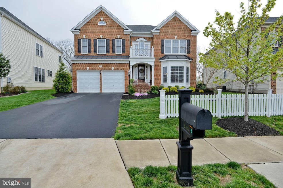 25638 S Village Dr, Chantilly, VA 20152 - photo 1