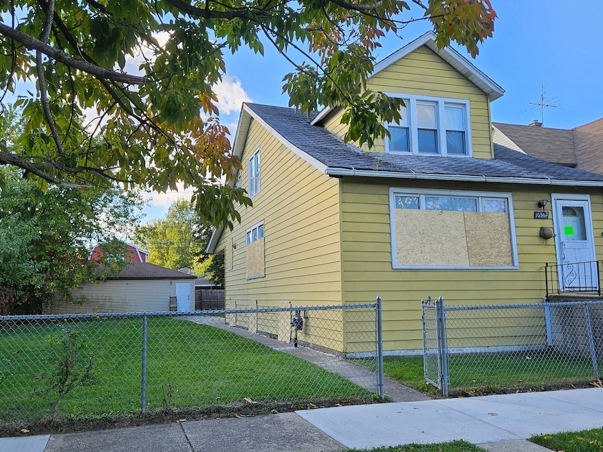 10562 S Wabash Ave, Chicago, IL 60628 - photo 1