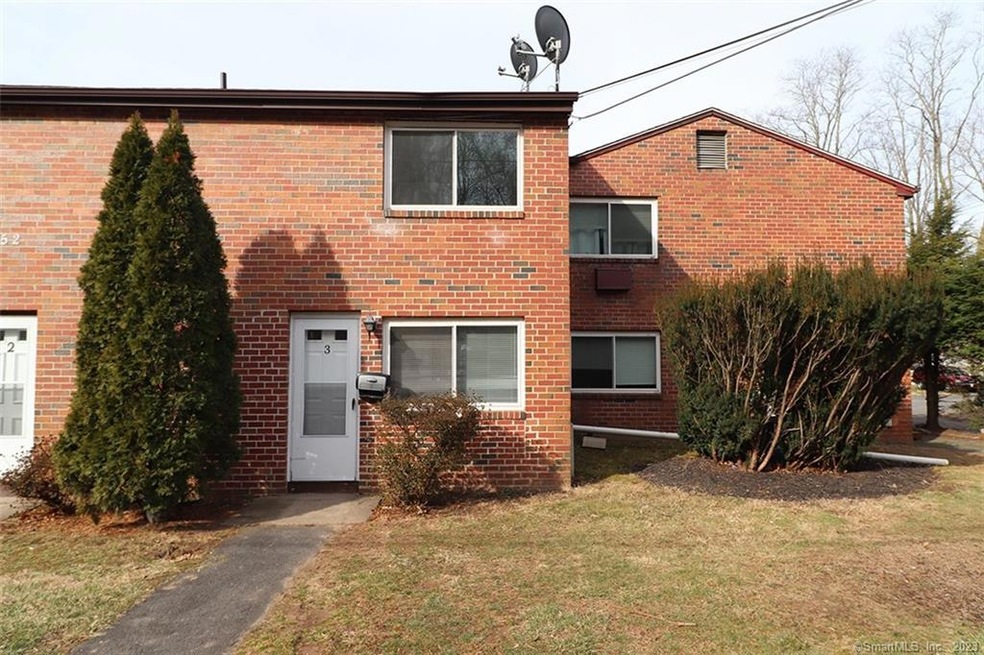 252 Blakeslee St unit 3, Bristol, CT 06010 - photo 1