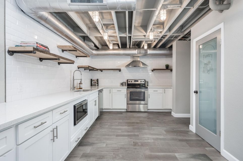 006_Kitchen