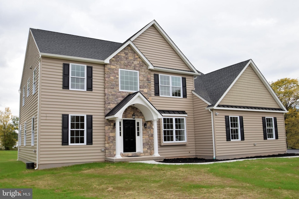 1290 Red Hill Rd, Pennsburg, PA 18073 - photo 1