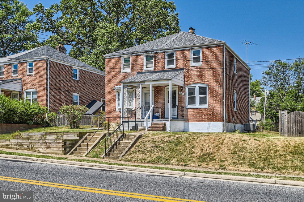 8446 Oakleigh Rd, Parkville, MD 21234 - photo 1