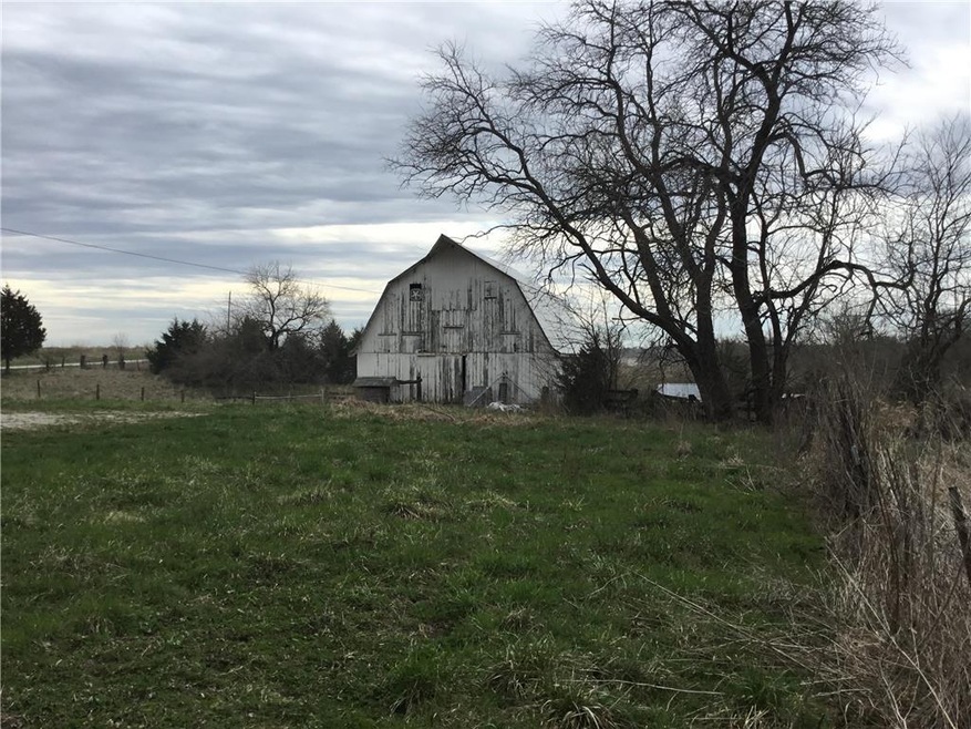 Amazing barn with a basement!