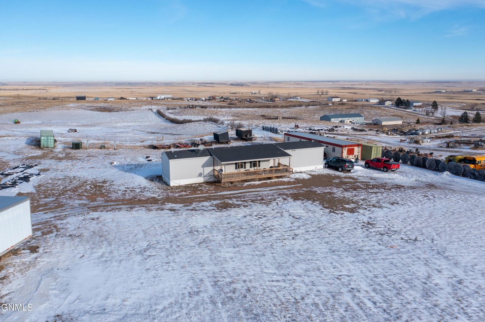 14739 Round Prairie Ave, Williston, ND 58801 - photo 1