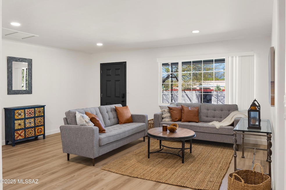 2610 E Elm St Tucson AZ 85716 (20)