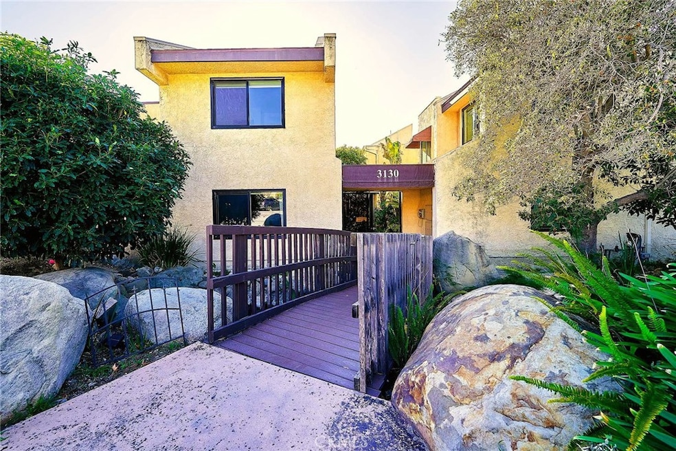 3130 Montrose Ave unit 102, La Crescenta, CA 91214 - photo 1