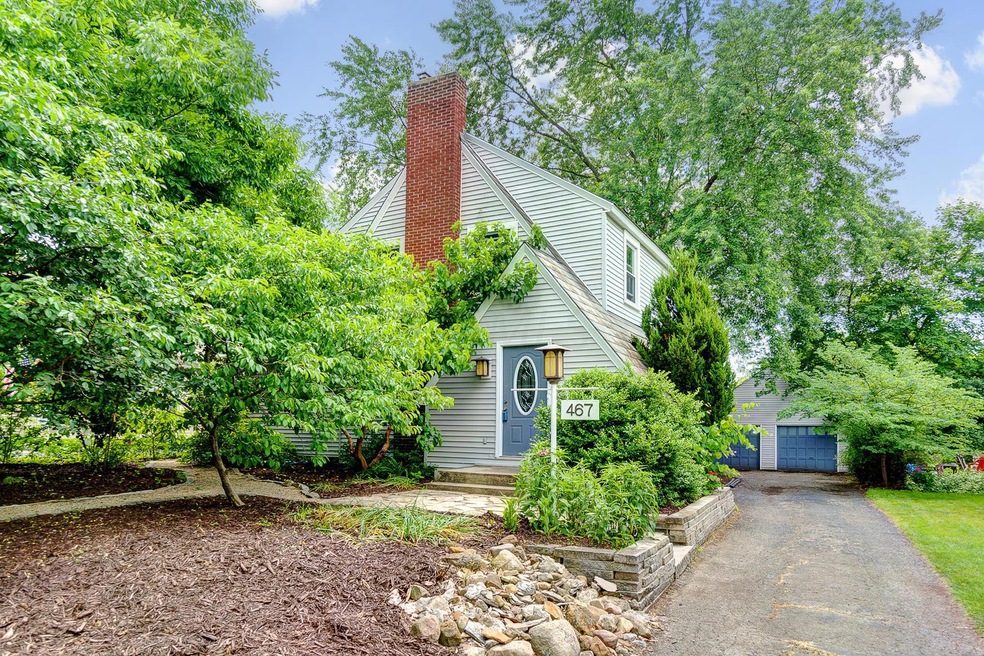 467 Garden Rd, Columbus, OH 43214 - photo 1