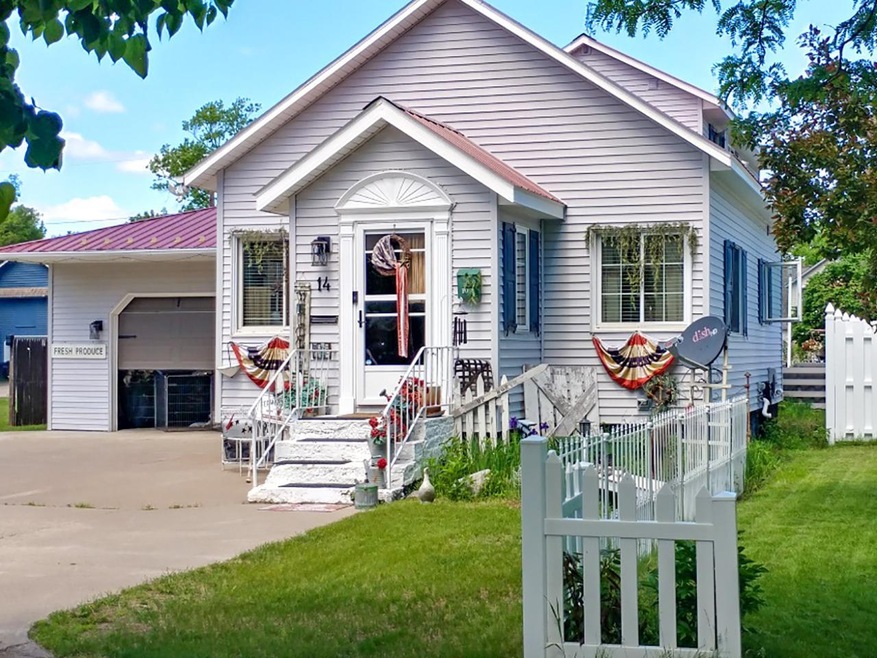 14 W Rice Ave, Tomahawk, WI 54487 - photo 1