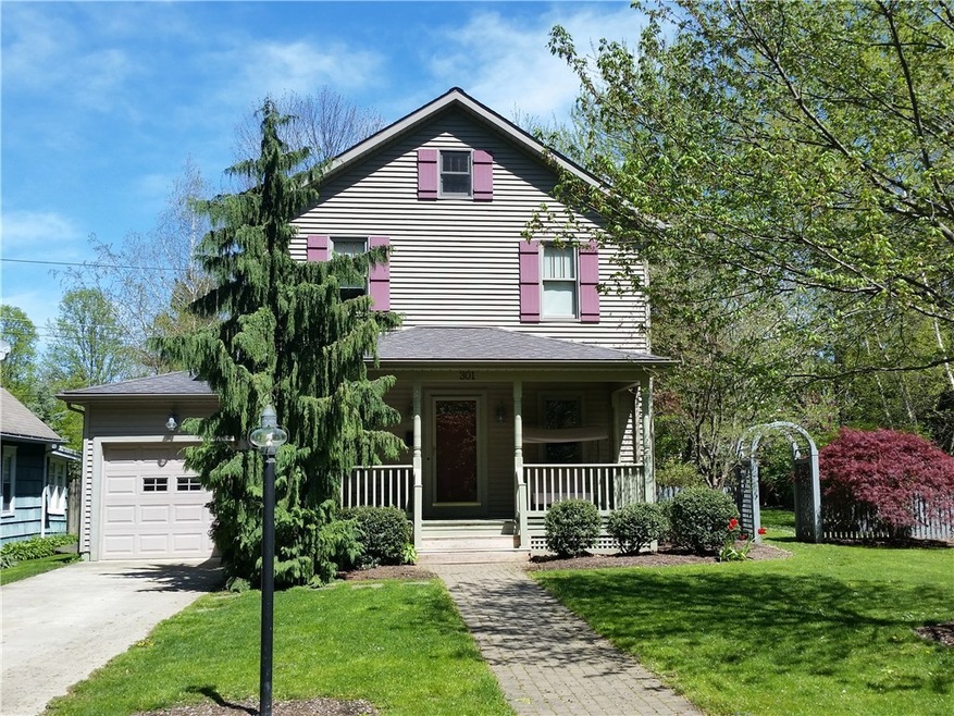 301 Shorehaven Dr, Erie, PA 16505 - photo 1