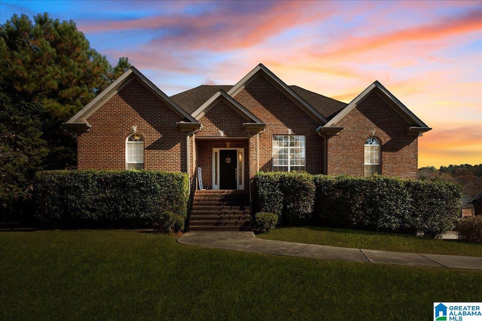 513 Sunset Lake Ln, Chelsea, AL 35043 - photo 1