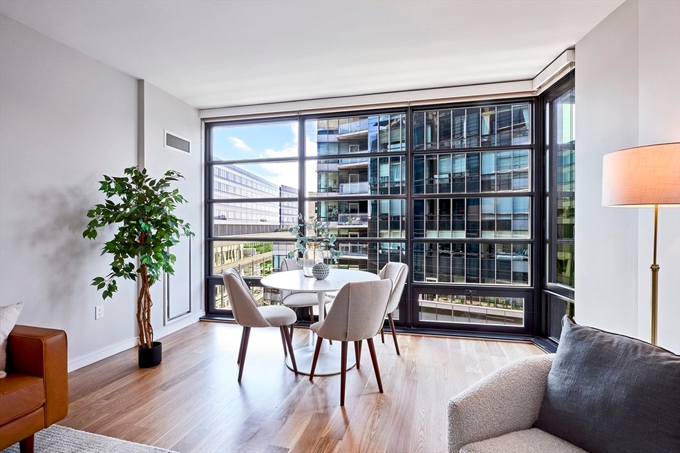 Millenium Place unit 10-F, Boston, MA 02111 - photo 1