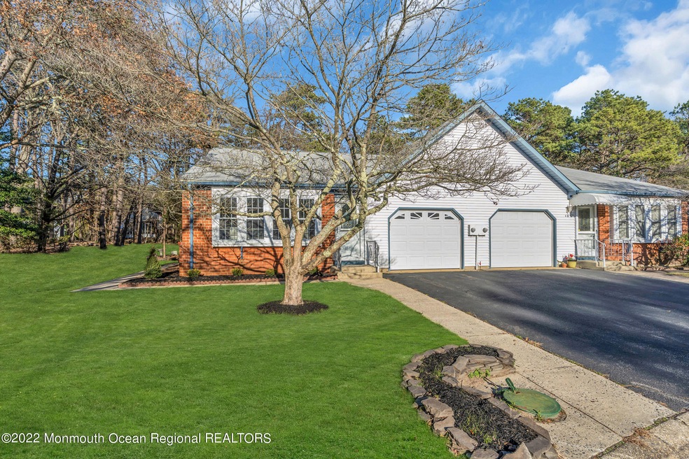 4 Easton Ct unit A, Whiting, NJ 08759 - photo 1