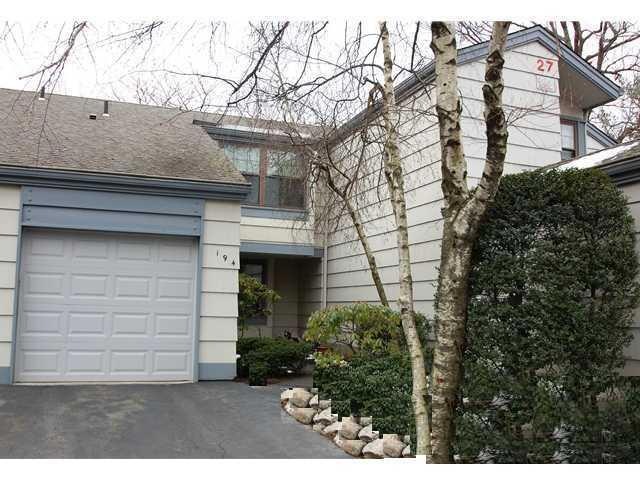 194 Treetop Cir unit 194, Nanuet, NY 10954 - photo 1