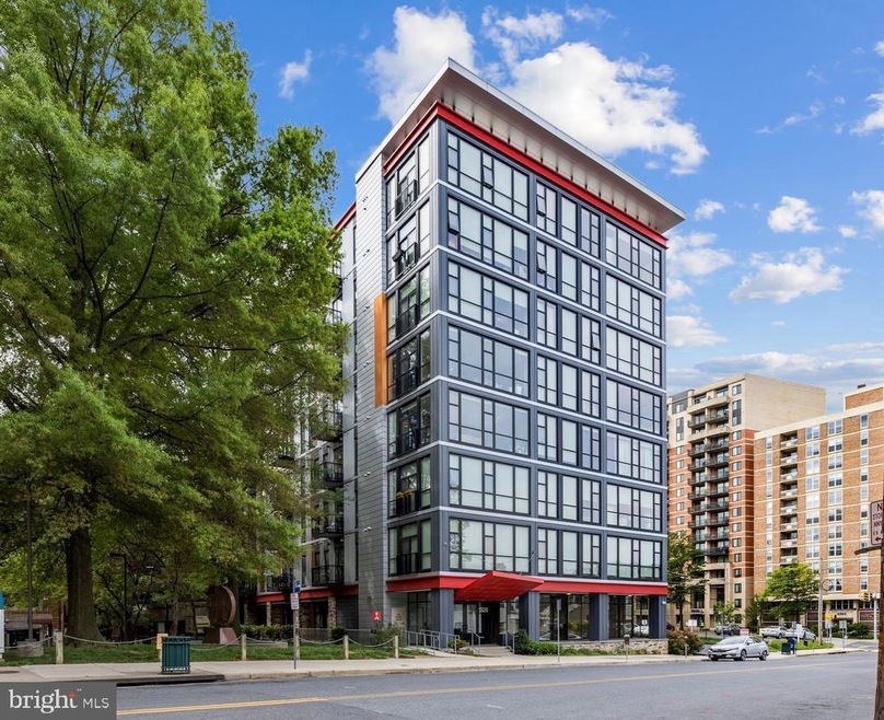 Octave 1320 unit 708, Silver Spring, MD 20910 - photo 1