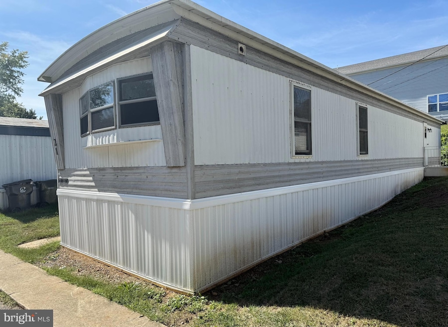 21 Sigmans Trailer Ct, Carlisle, PA 17013 - photo 1