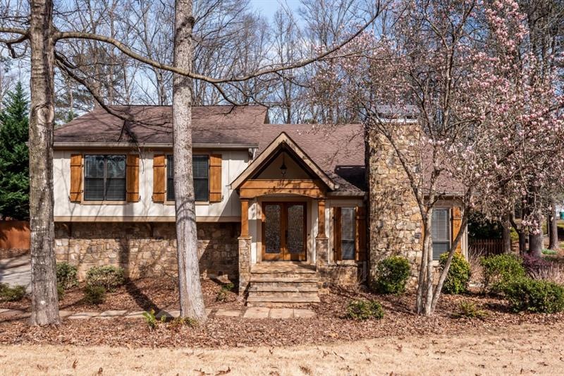 3805 Ashwood Dr SE, Smyrna, GA 30080 - photo 1