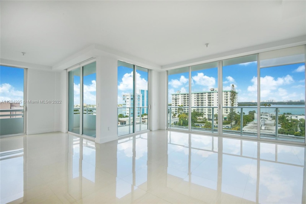 Sold $907,500 • Co-Listing Agent