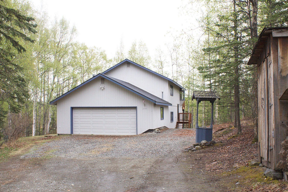 Exterior 3