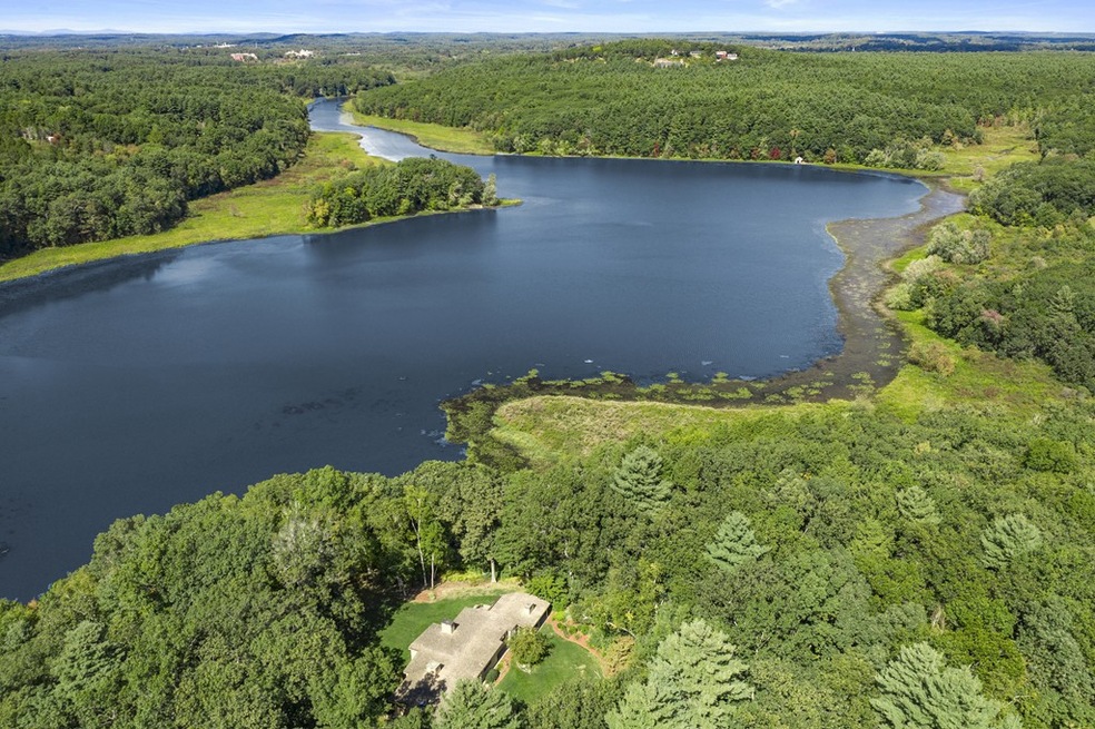 263 Old Concord Rd, Lincoln, MA 01773 - photo 1