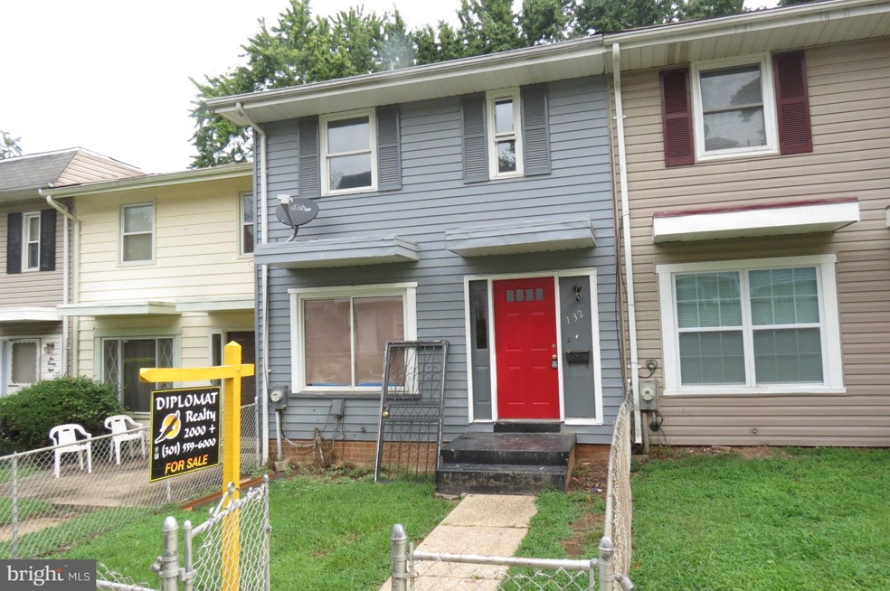 132 Daimler Dr unit 6, Capitol Heights, MD 20743 - photo 1