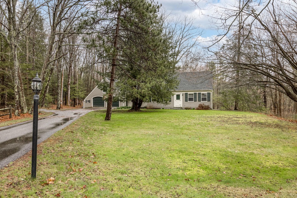 118 Durham Rd Freeport ME-print-001-040-