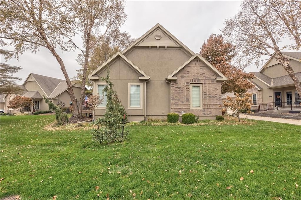 7220 Legler St, Shawnee, KS 66217 MLS HMS2461226