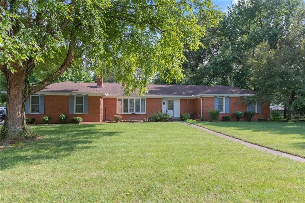 1171 Hillview Dr, Franklin, IN 46131 - photo 1