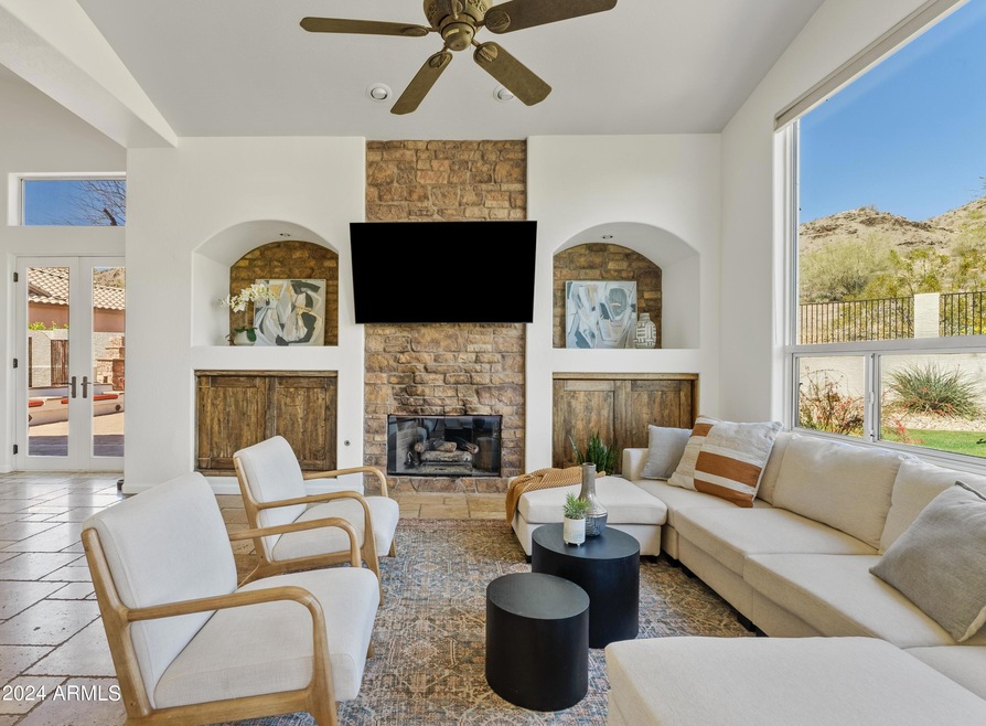 Family Room 6
