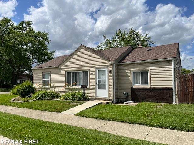 26700 Lehner St, Roseville, MI 48066 - photo 1