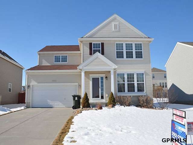 2310 S Mineral Dr, Papillion, NE 68046 - photo 1