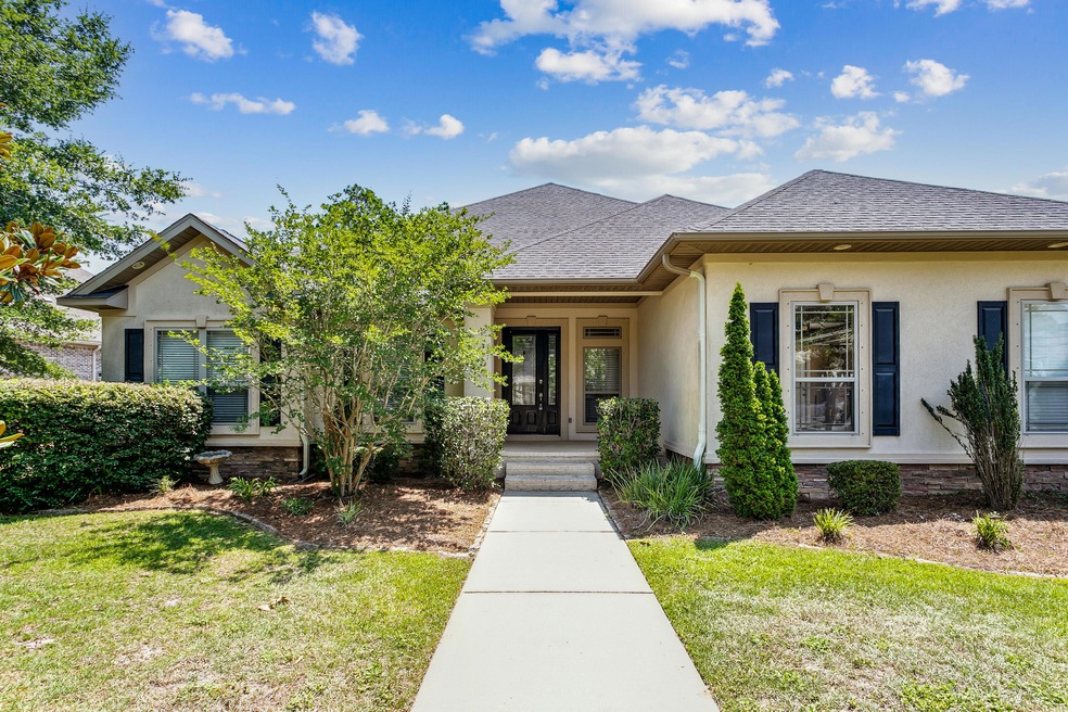 8924 Foxtail Loop Pensacola FL 32526 USA