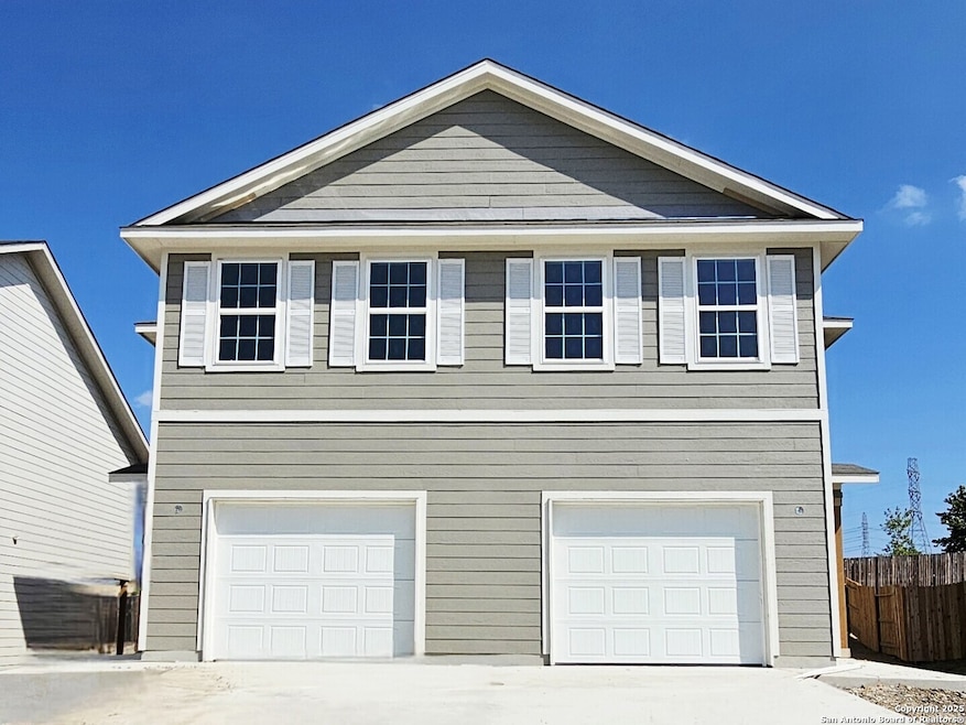 10207 Tulipwood Run unit 102, San Antonio, TX 78252 - photo 1