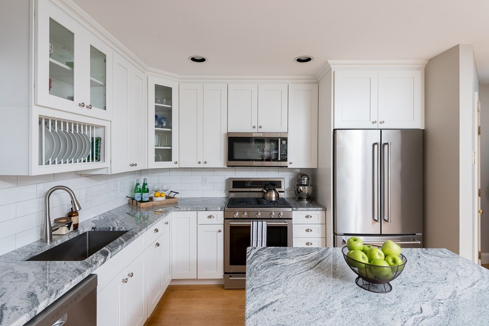 169 Walnut St unit 1, Dorchester, MA 02122 - photo 1