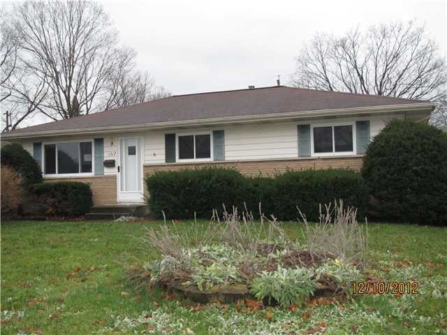 1317 Pershing Dr, Columbus, OH 43224 - photo 1