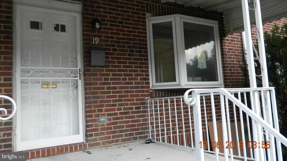 19 N Bernice Ave, Baltimore, MD 21229 - photo 1