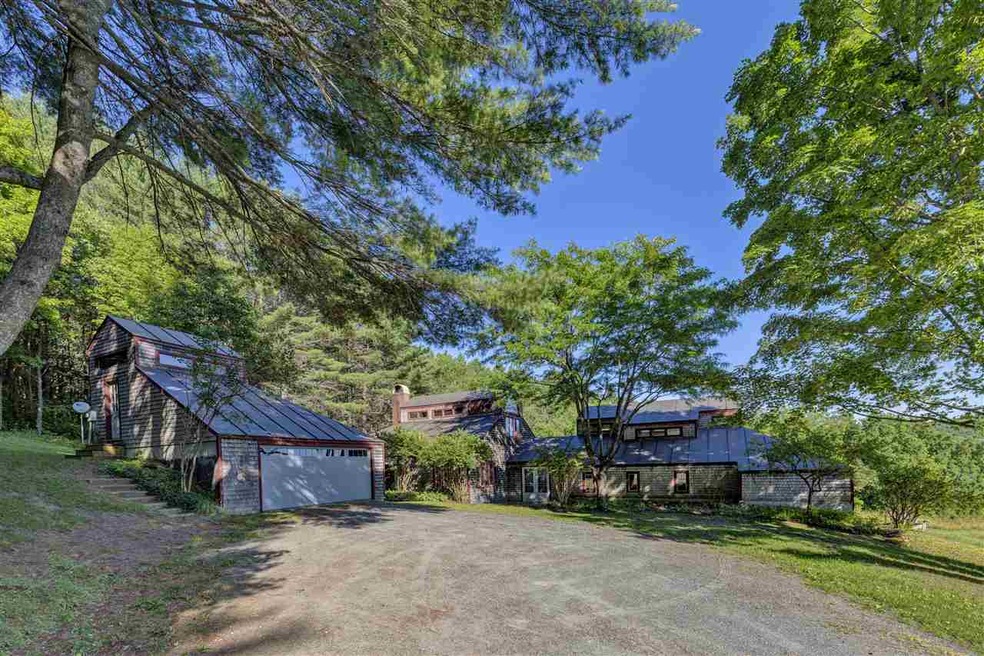 487 Sugartop Rd, Norwich, VT 05001 - photo 1