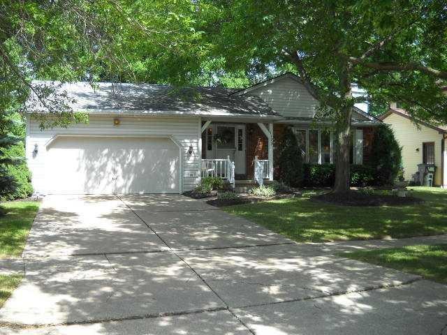 1173 Doebler Dr, North Tonawanda, NY 14120 - photo 1