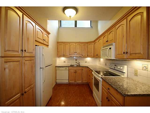 507A Heritage Village, Southbury, CT 06488 - photo 1