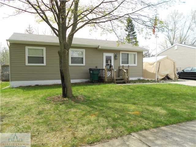 1401 Mark Twain Dr, Lansing, MI 48911 - photo 1