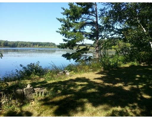 35 Holiday Ln, Leominster, MA 01453 - photo 1