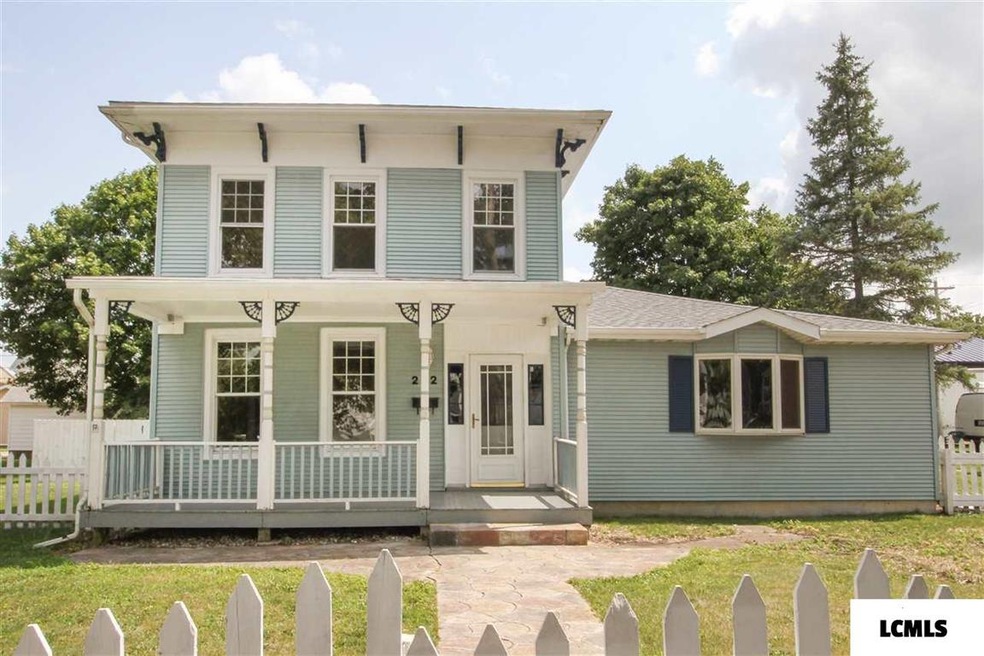 222 S Kankakee St, Lincoln, IL 62656 - photo 1