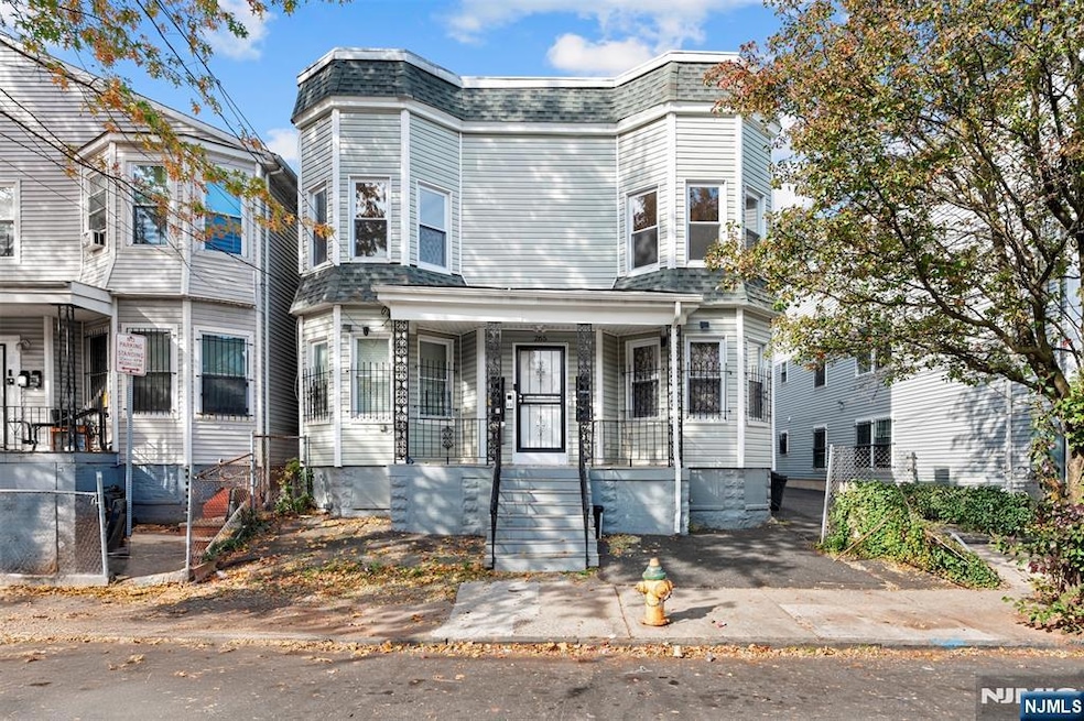 267 S 8th St, Newark, NJ 07103 - photo 1