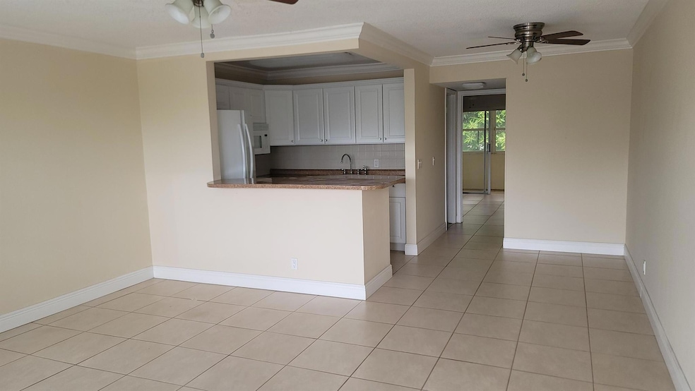 For Rent $1,400/month