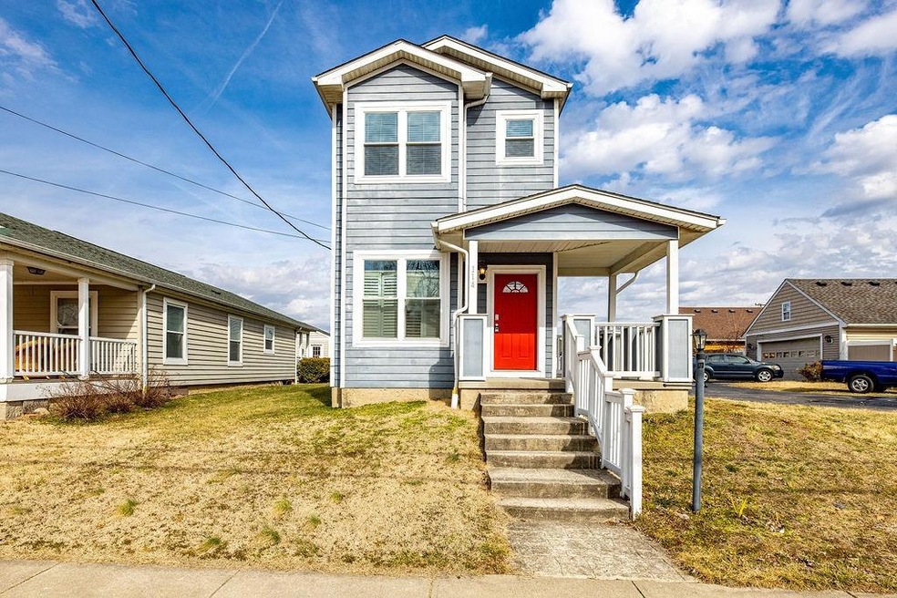 114 W Sixty Sixth St, Cincinnati, OH 45216 - photo 1