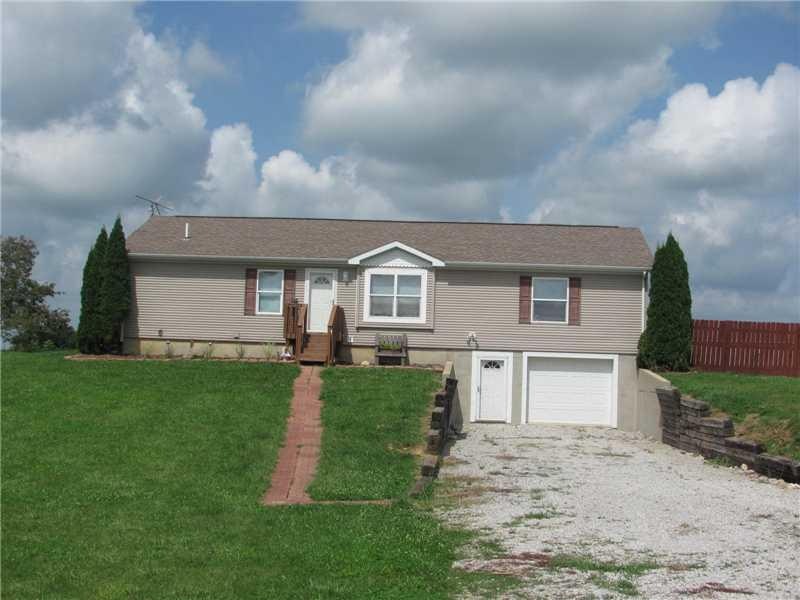 3943 S Flatrock River Rd, Rushville, IN 46173 - photo 1