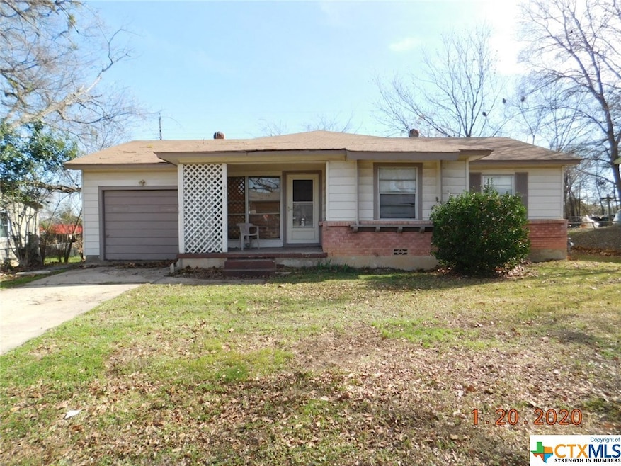 311 Ash St, Copperas Cove, TX 76522 - photo 1