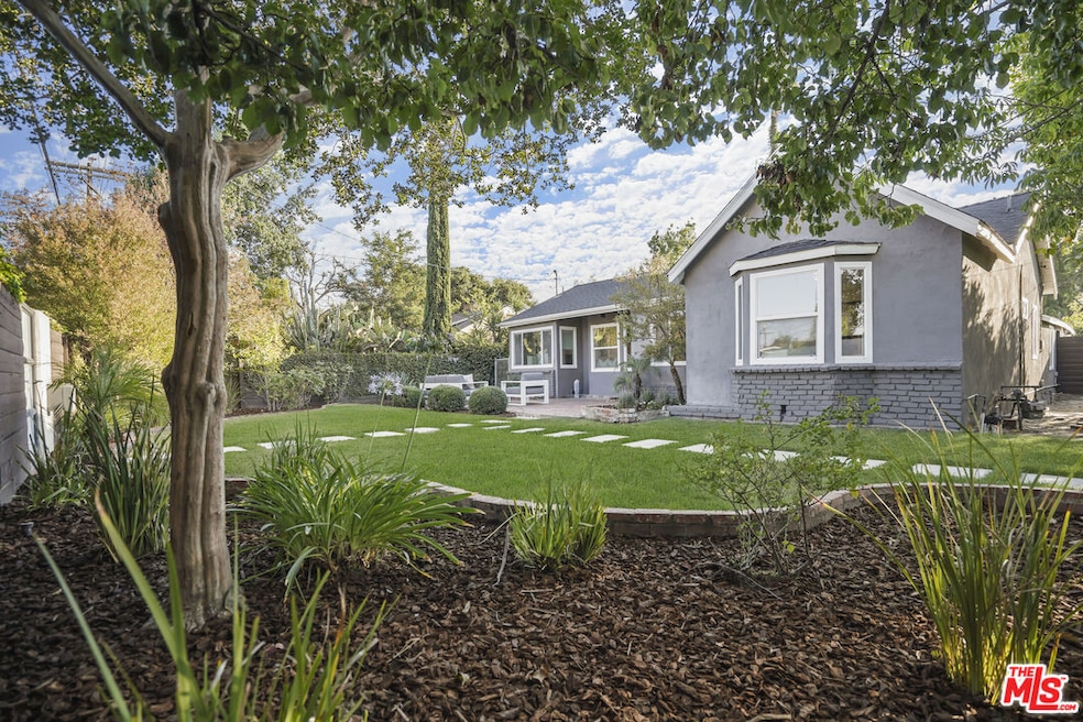 11700 Huston St, Los Angeles, CA 91607 - photo 1