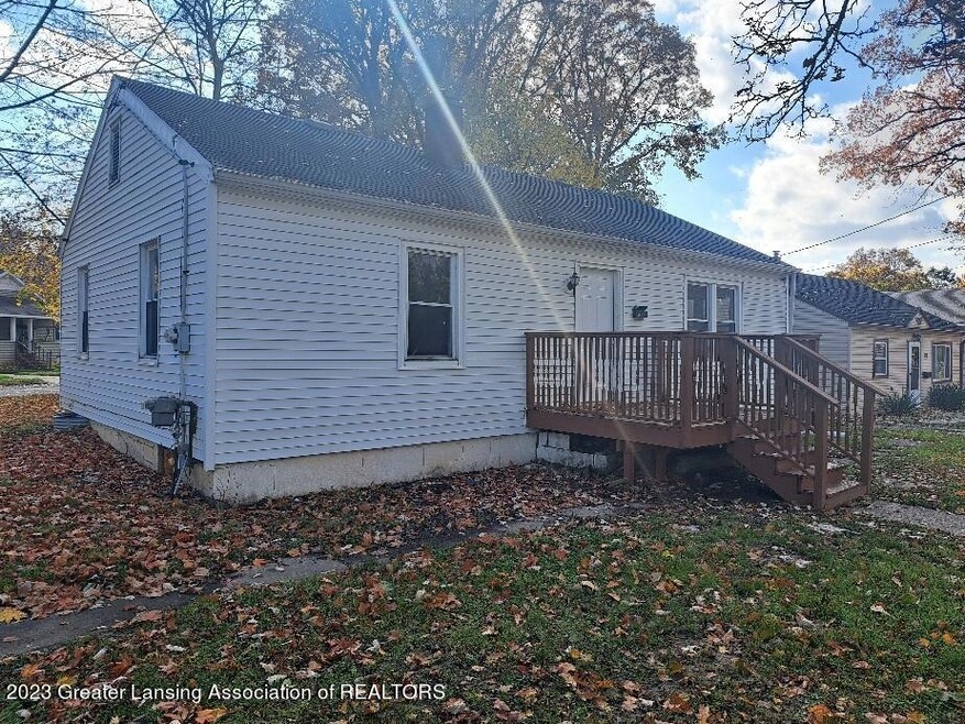 815 Woodbine