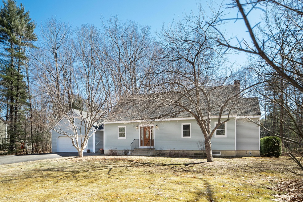 8 Ross Road