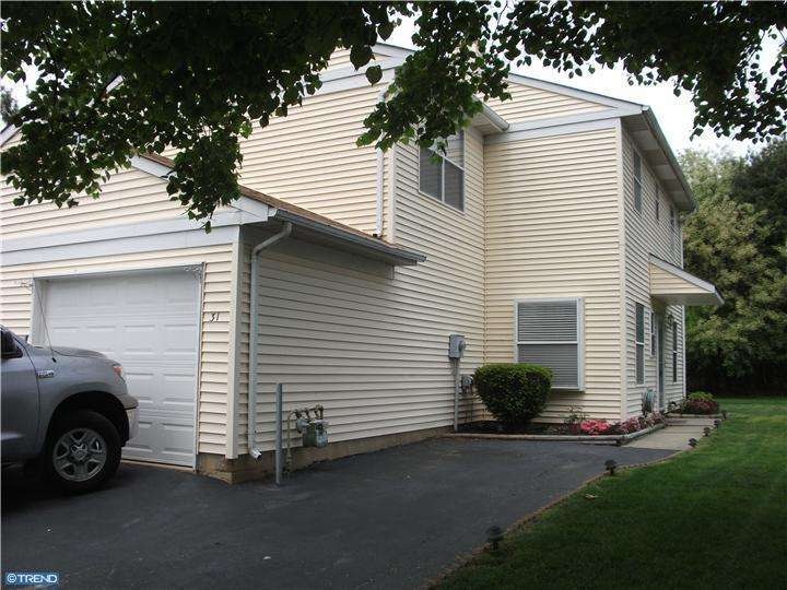 31 Wyndmoor Dr, East Windsor, NJ 08520 - photo 1